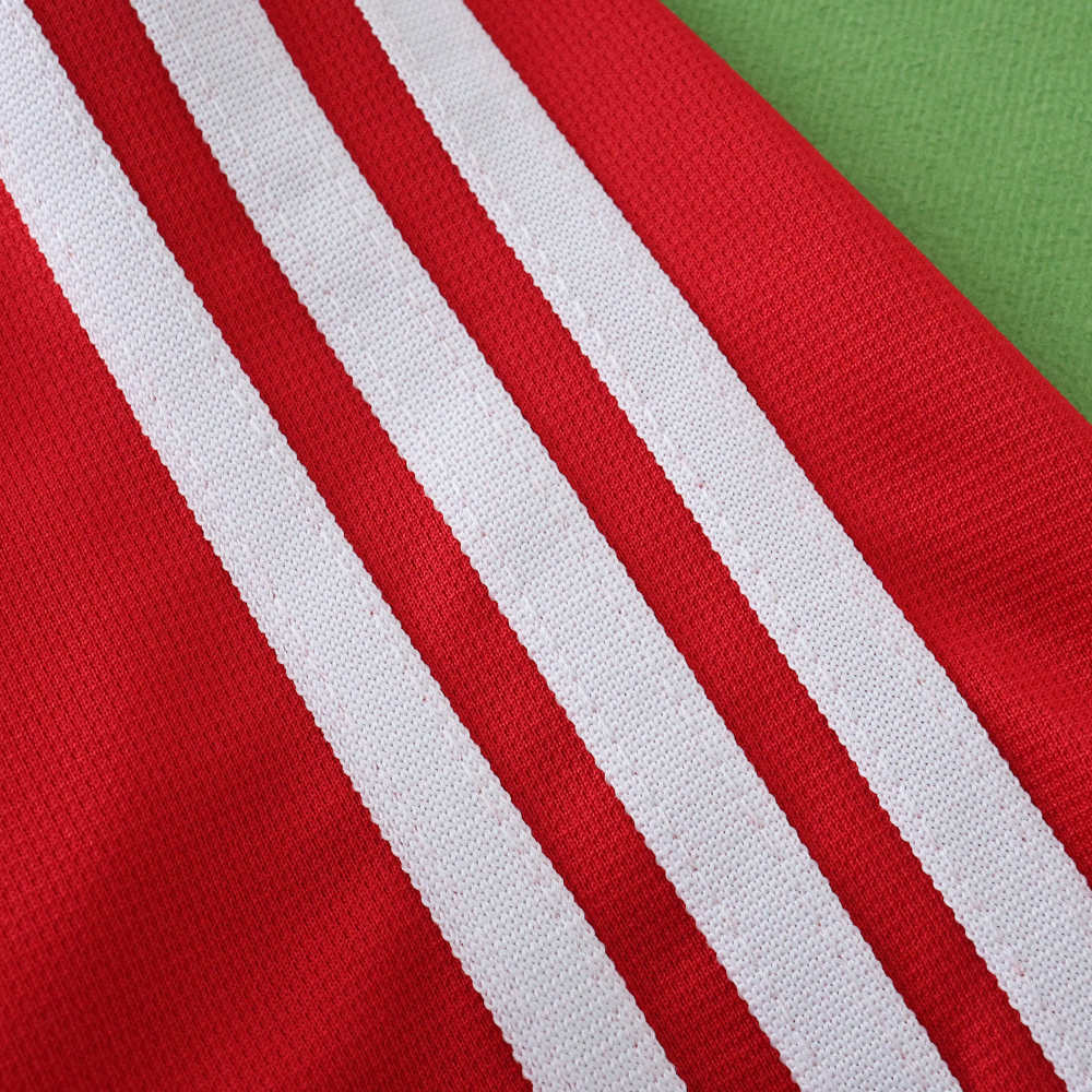 0203 season Fußball-Club Bayern München home retro Fan version