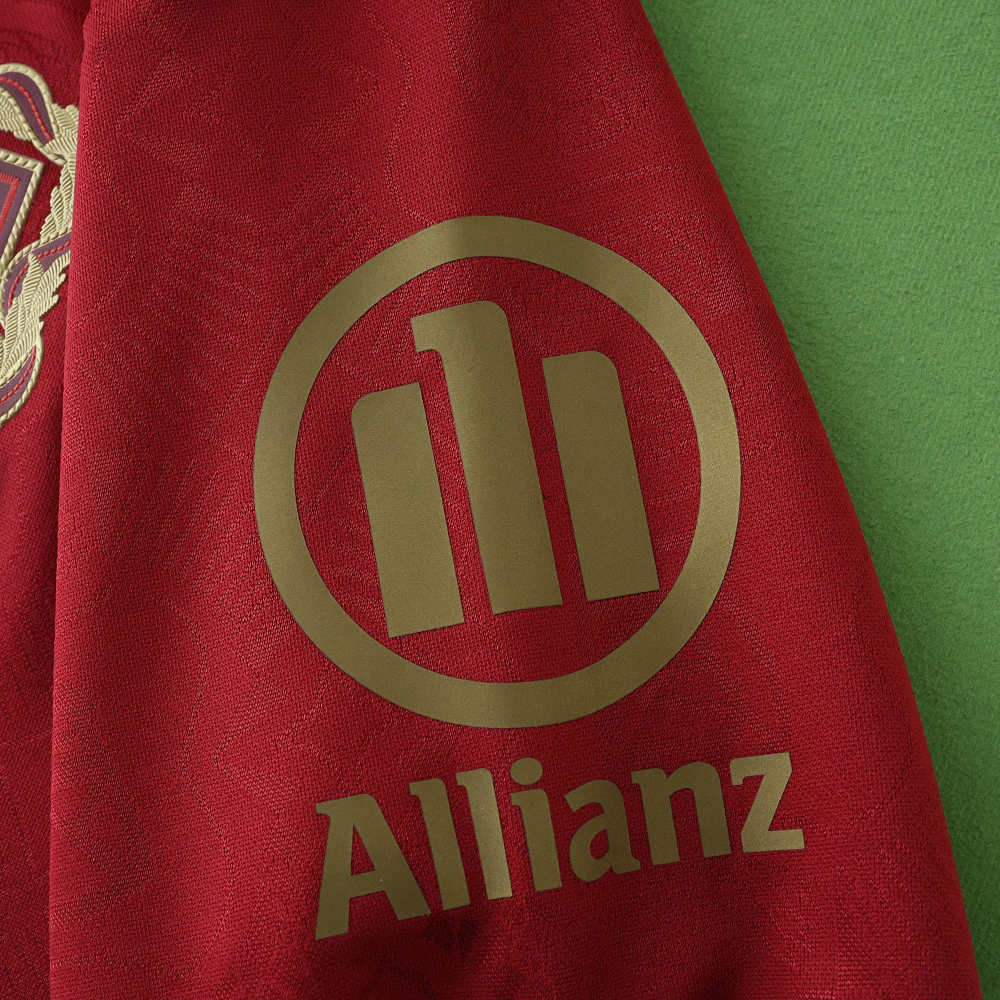 2425 Fußball-Club Bayern München 125th anniversary Player version