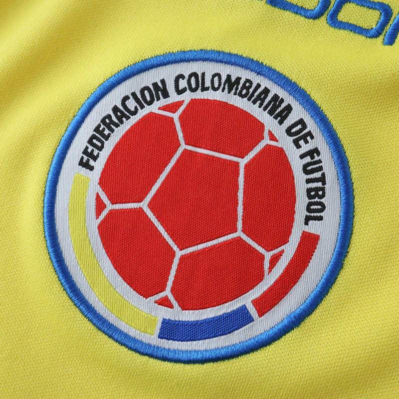2001 season Colombia home retro Fan version