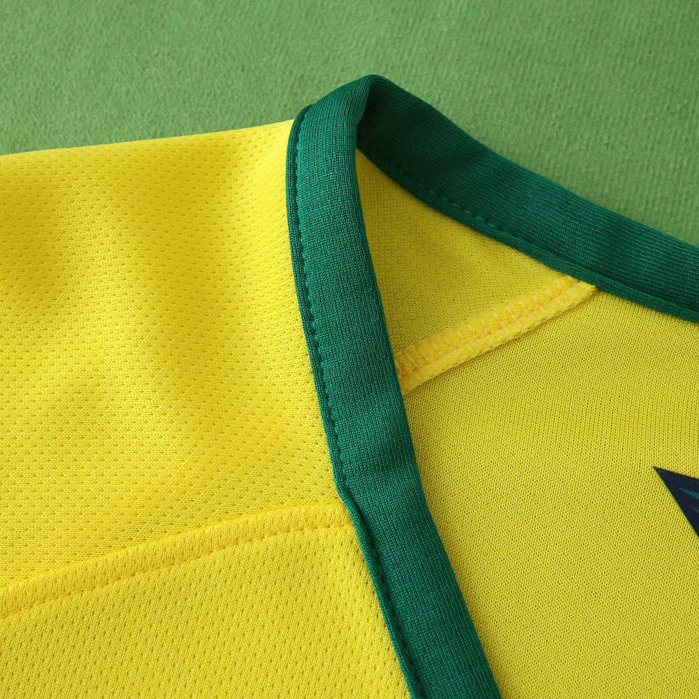 2014 season Brazil home retro Fan version