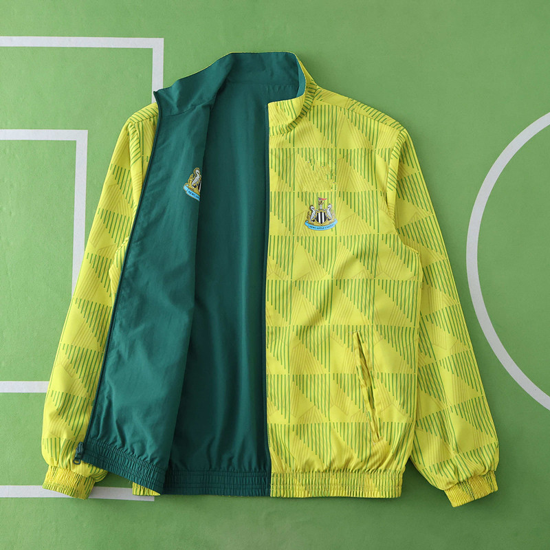 2425 Newcastle United F.C. Wear on both sides windbreaker