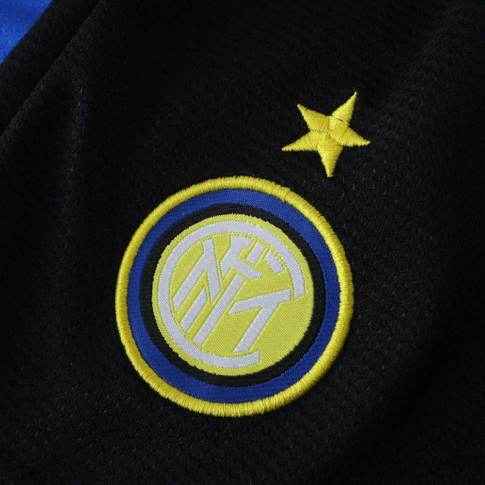 9798 F.C. Internazionale Milano home retro Kids kit