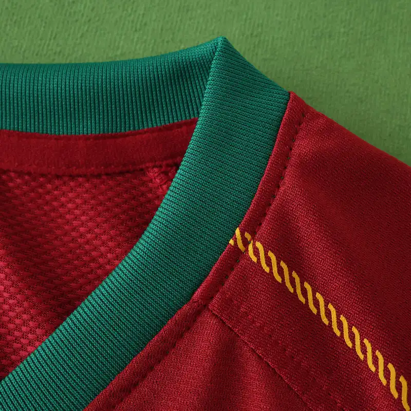 2006 Portugal home retro Kids kit