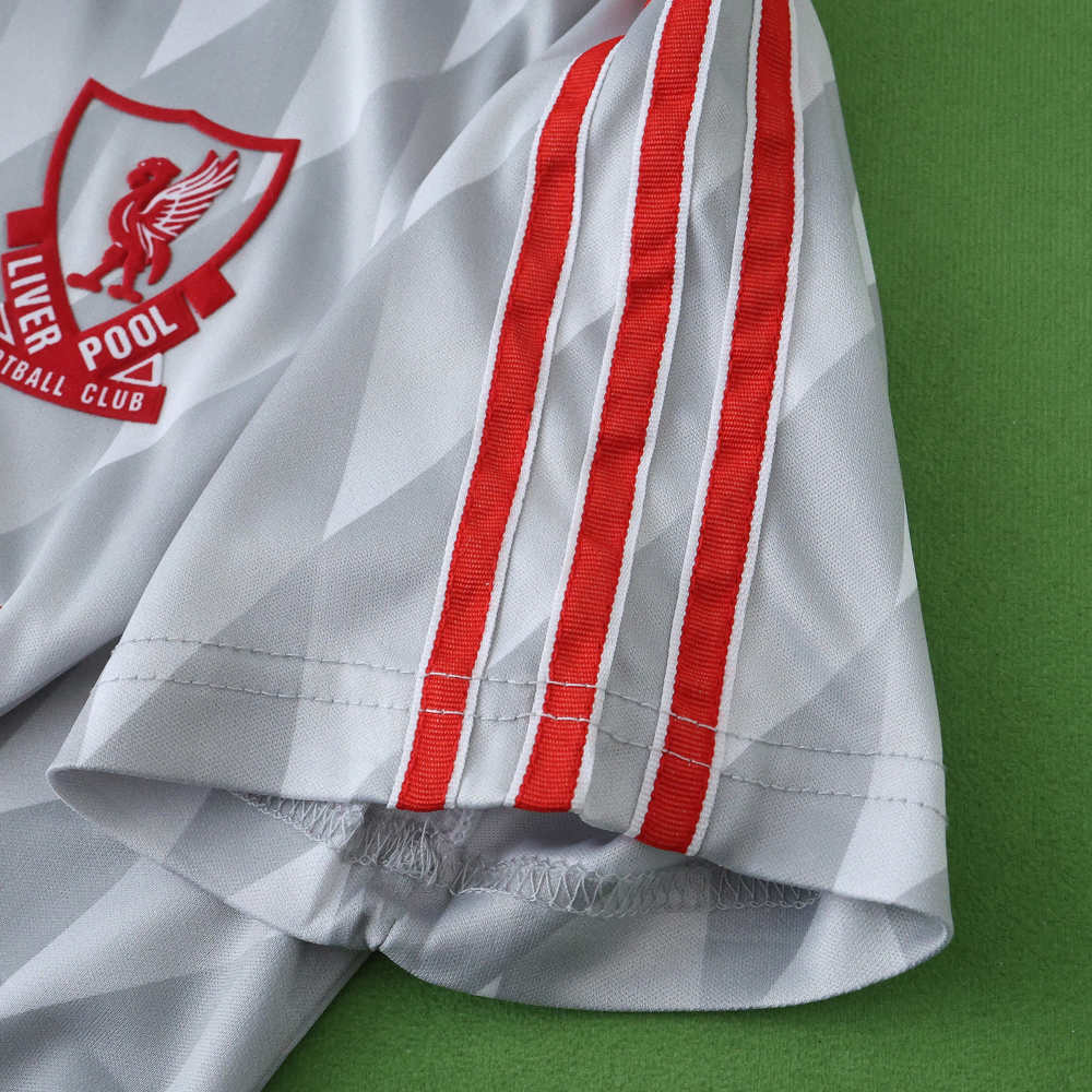 8991 Liverpool F.C. away retro Kids kit
