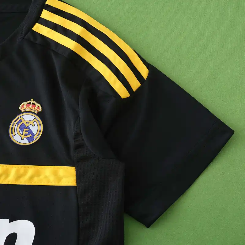 1112 Real Madrid CF goalkeeper retro Kids kit