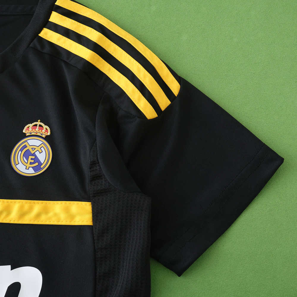 1112 Real Madrid CF goalkeeper retro Kids kit