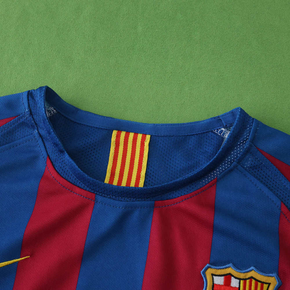 0506 FC Barcelona / Barça home retro Kids kit
