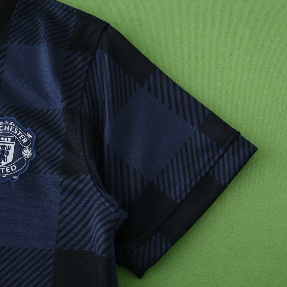 1314 Manchester United F.C. away retro Kids kit