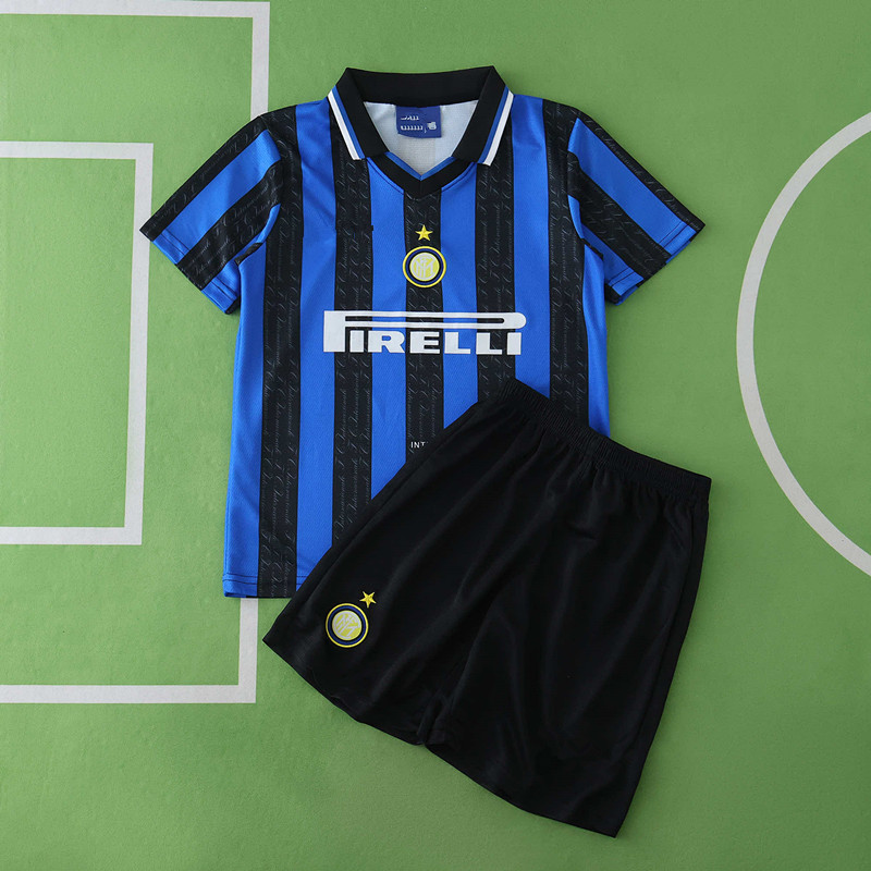9798 F.C. Internazionale Milano home retro Kids kit