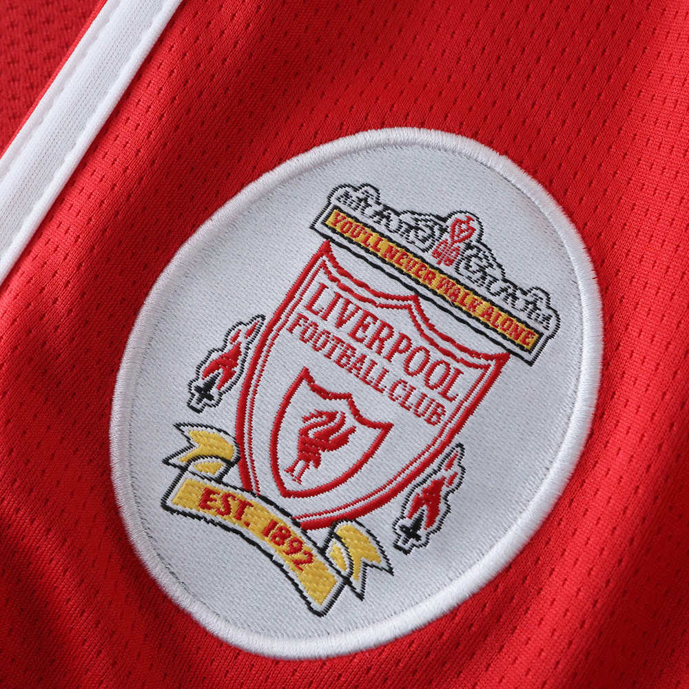 9798 Liverpool F.C. home retro Kids kit