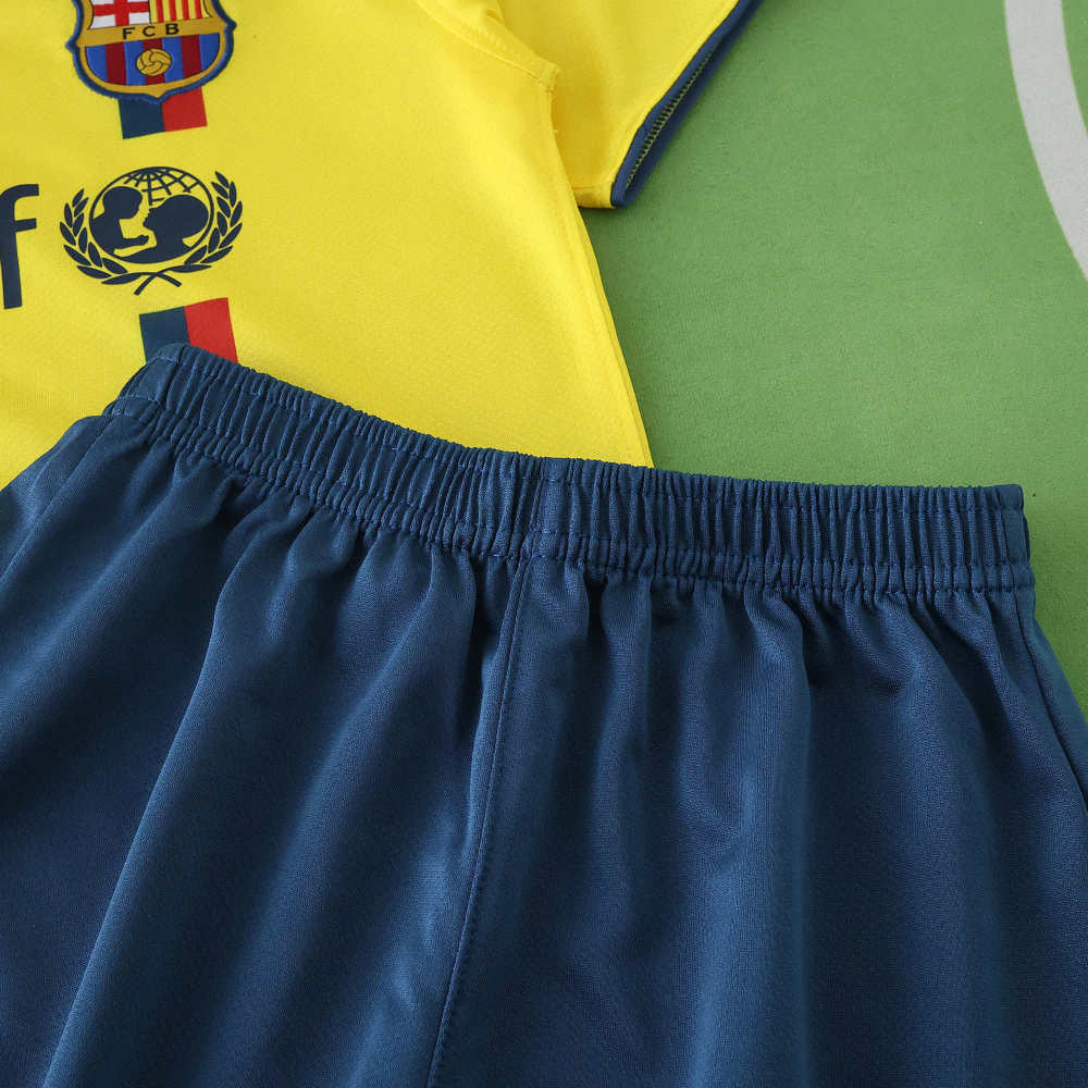 0809 FC Barcelona / Barça away retro Kids kit