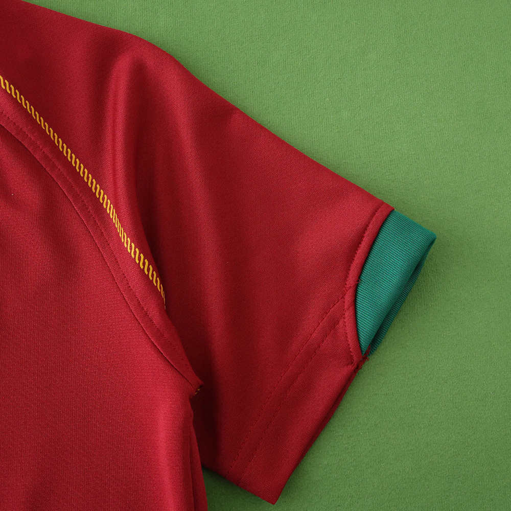 2006 Portugal home retro Kids kit