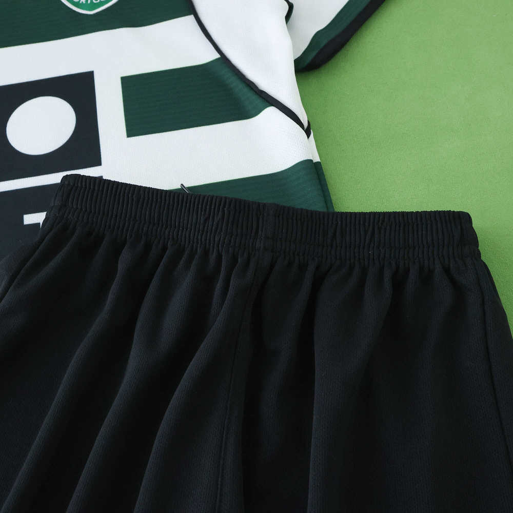 0103 Sporting CP home retro Kids kit