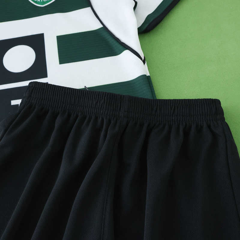 0103 Sporting CP home retro Kids kit