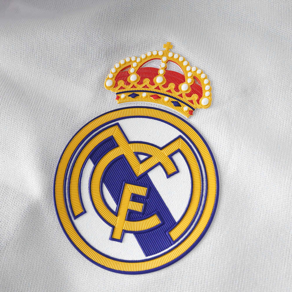 1112 Real Madrid CF home retro Kids kit