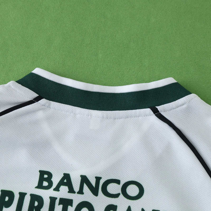 0103 Sporting CP home retro Kids kit