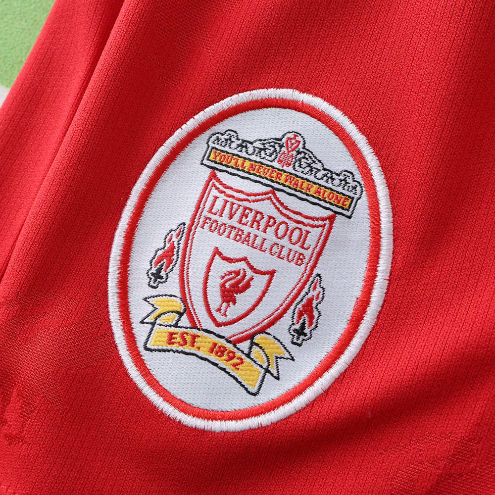9697 Liverpool F.C. home retro Kids kit