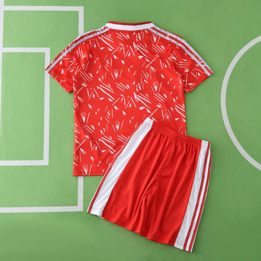 8991 Liverpool F.C. home retro Kids kit