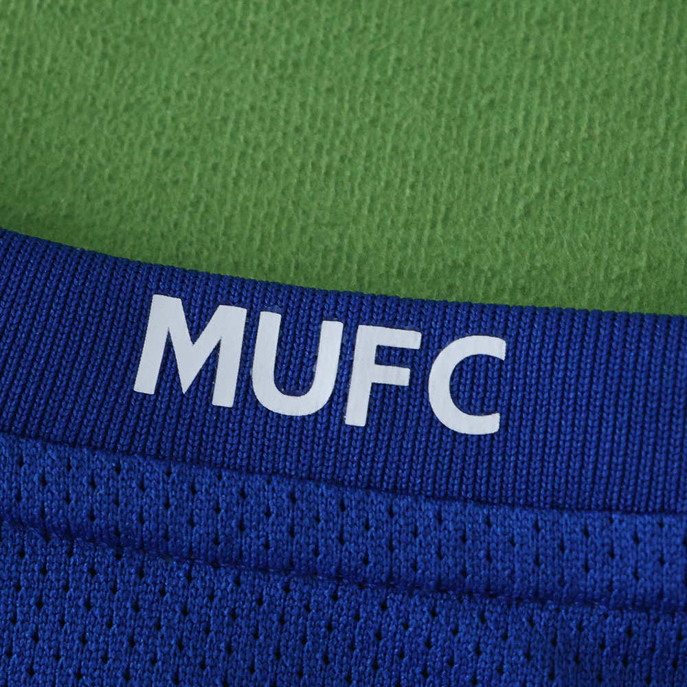 0809 Manchester United F.C. third retro Kids kit