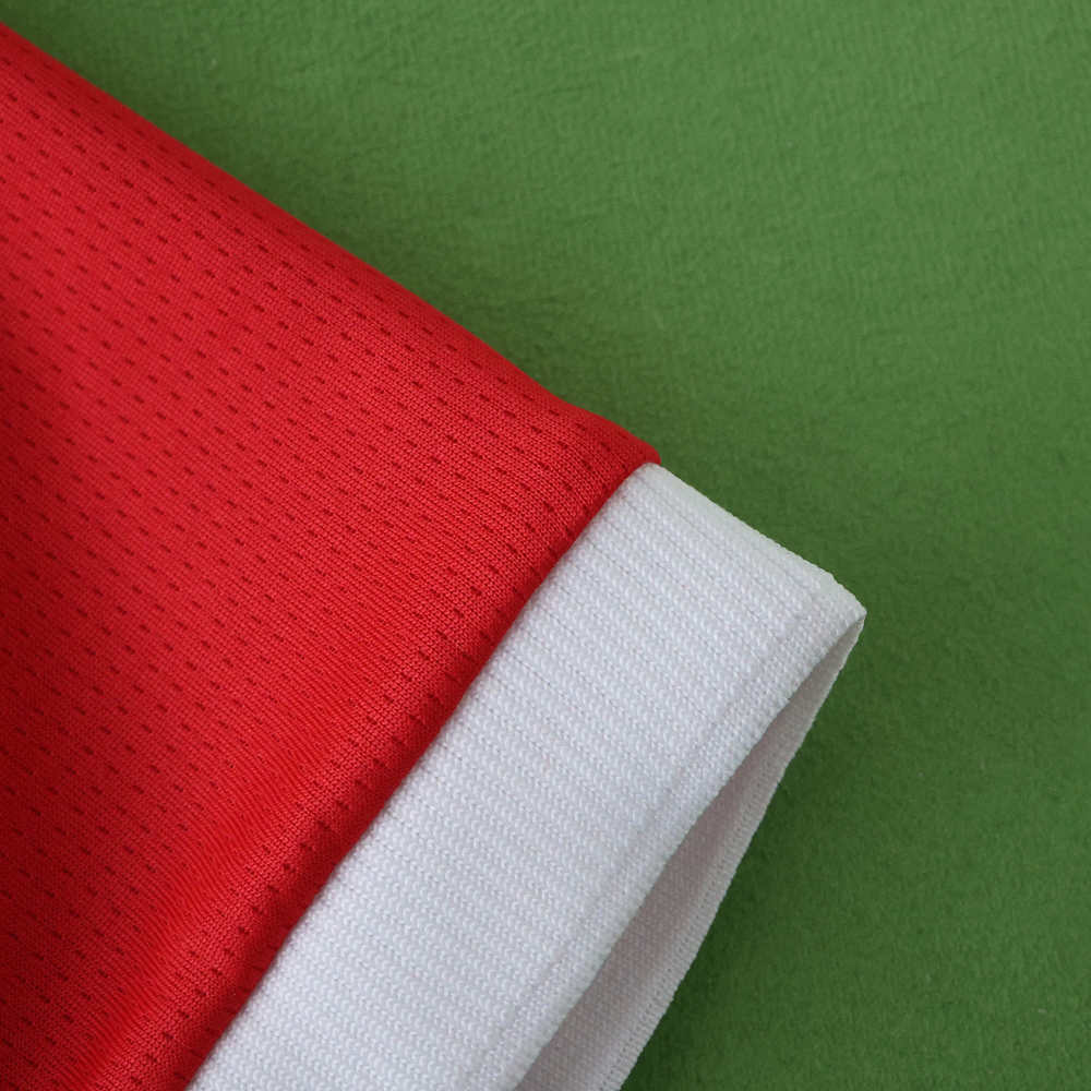 9798 Liverpool F.C. home retro Kids kit
