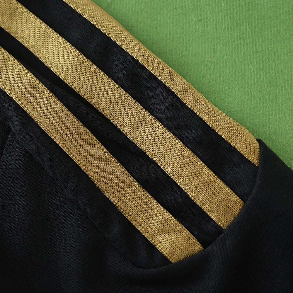 1112 Real Madrid away retro Kids kit