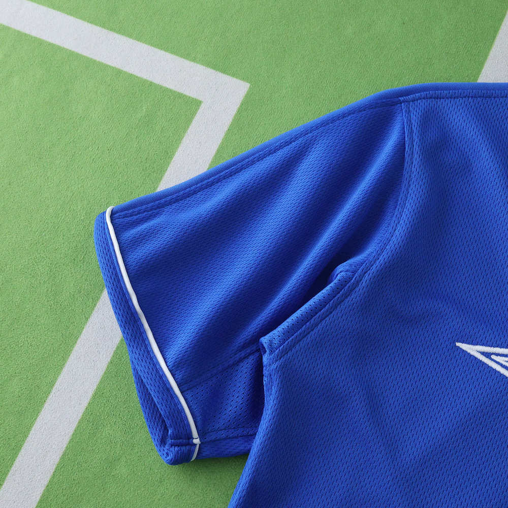 0305 Chelsea F.C. home retro Kids kit