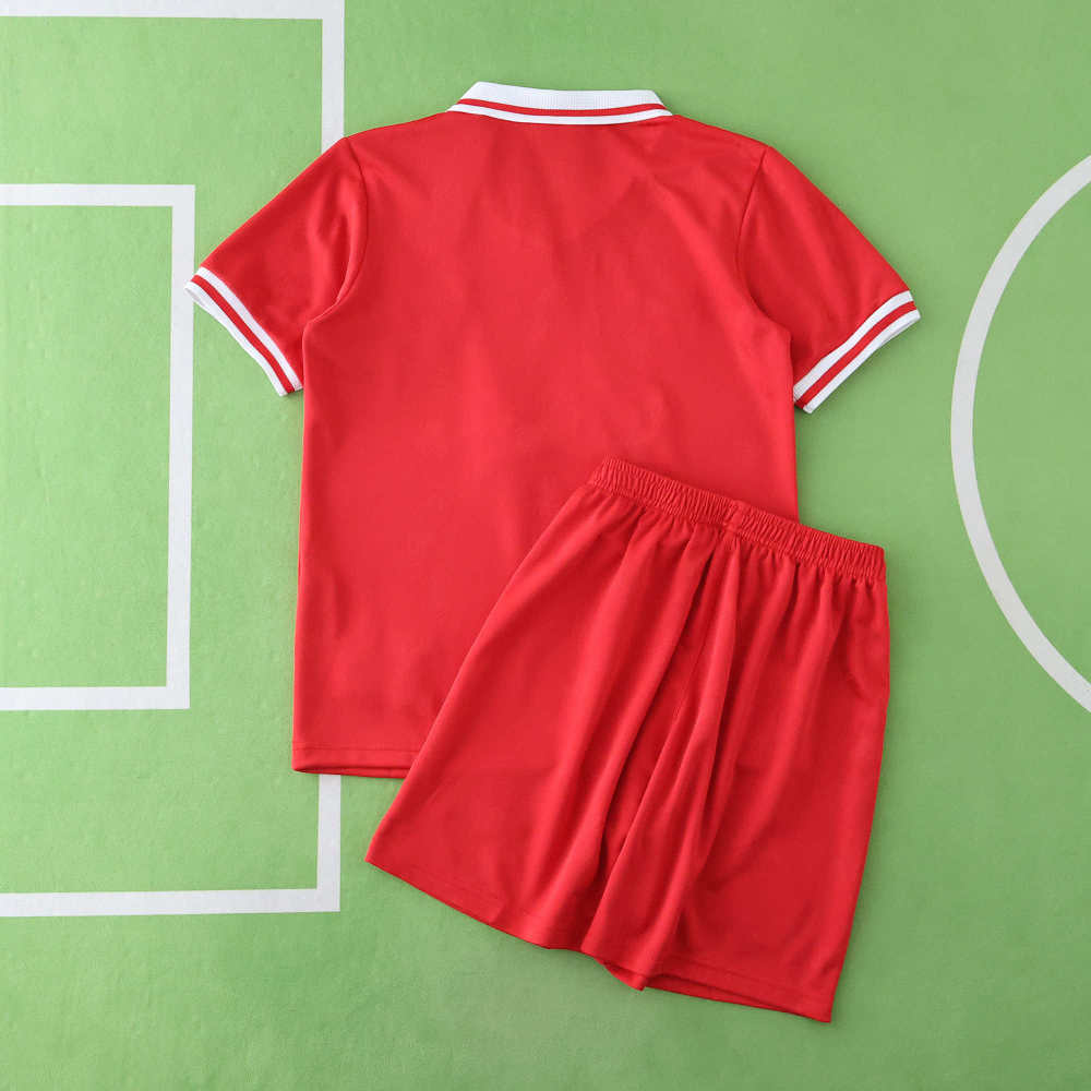 9697 Liverpool F.C. home retro Kids kit