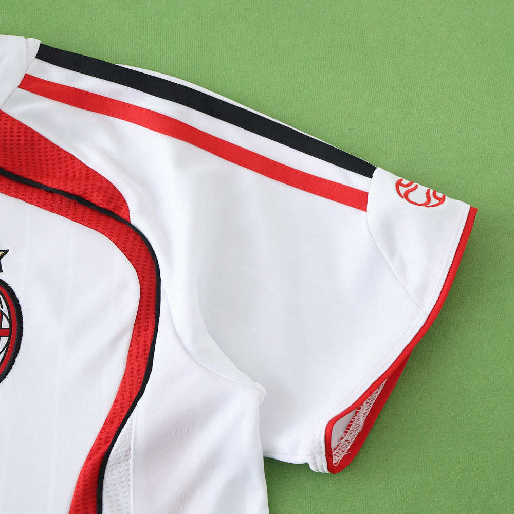 0607 A.C. Milan away retro Kids kit