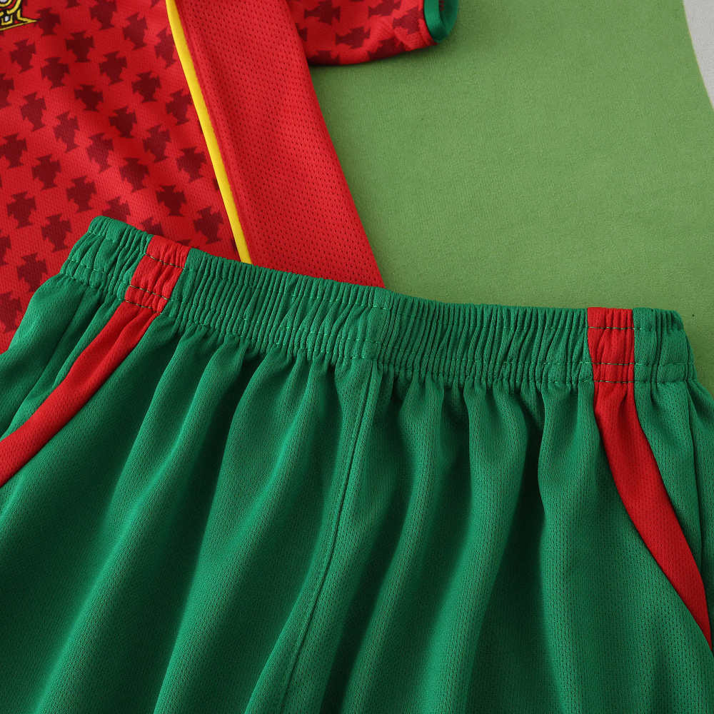2004 Portugal home retro Kids kit