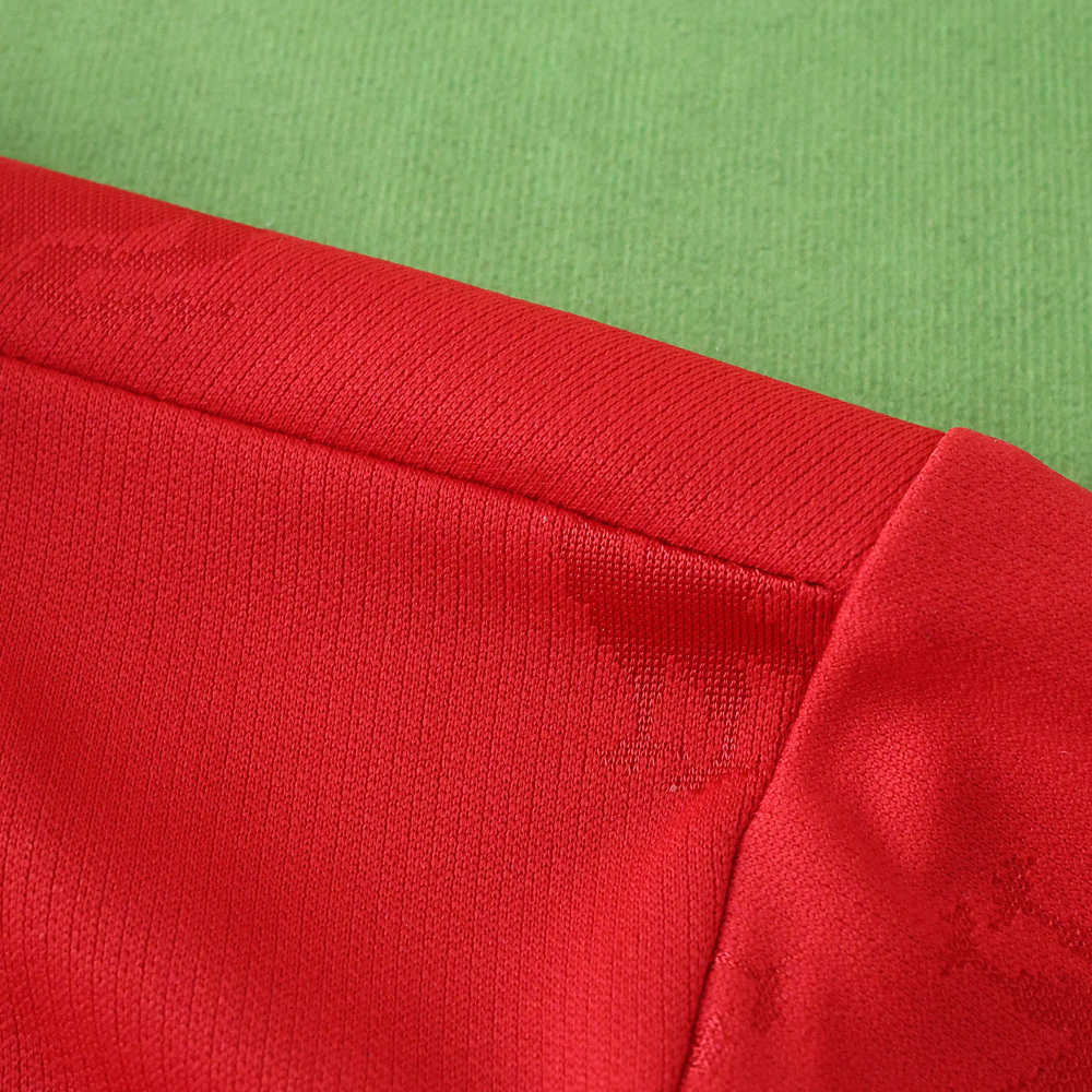 9697 Liverpool F.C. home retro Kids kit