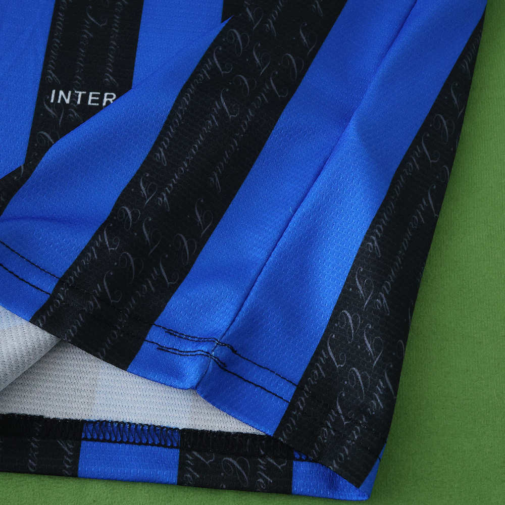 9798 F.C. Internazionale Milano home retro Kids kit