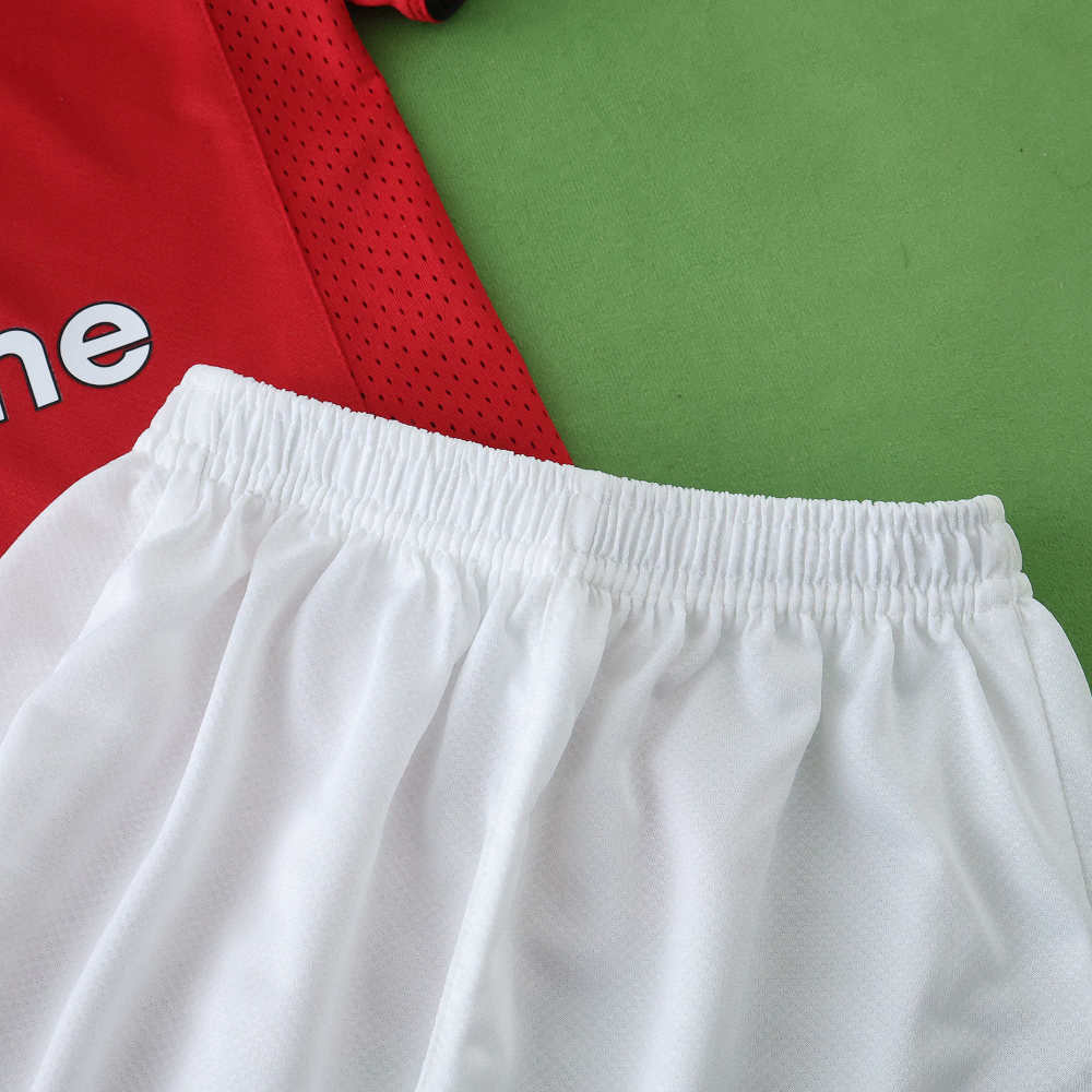 0506 Manchester United F.C. home retro Kids kit