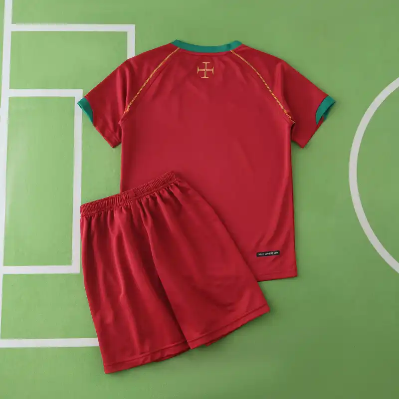 2006 Portugal home retro Kids kit
