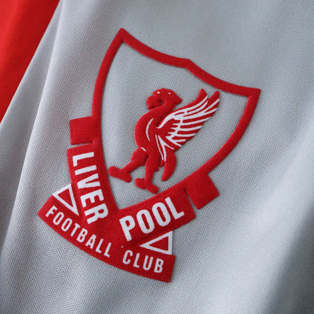 8991 Liverpool F.C. away retro Kids kit