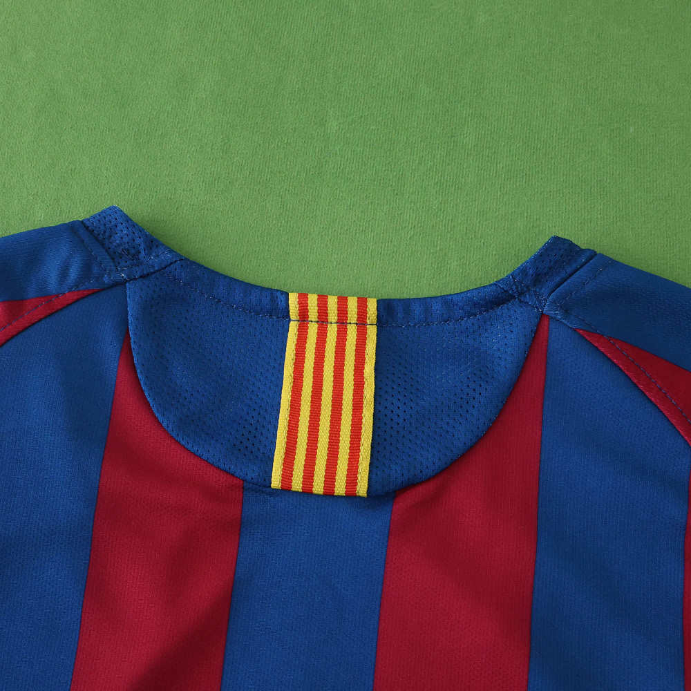 0506 FC Barcelona / Barça home retro Kids kit