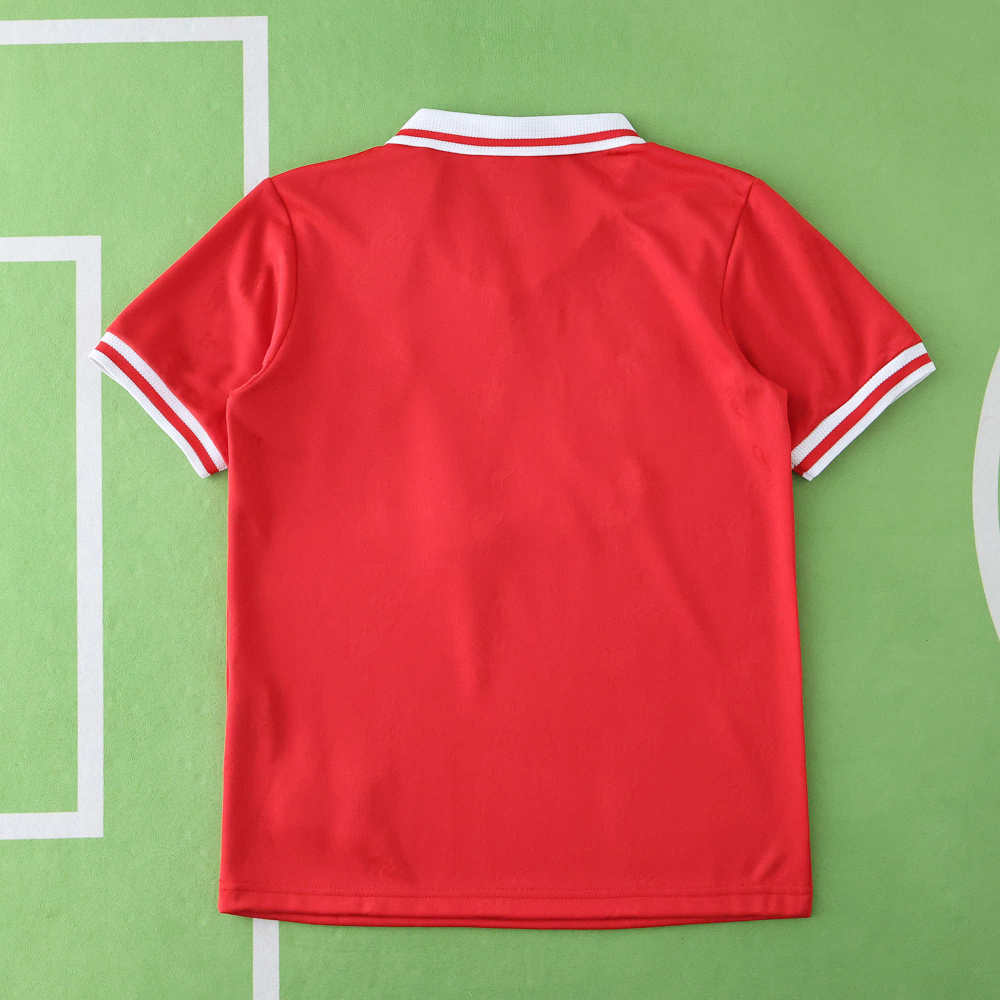 9697 Liverpool F.C. home retro Kids kit