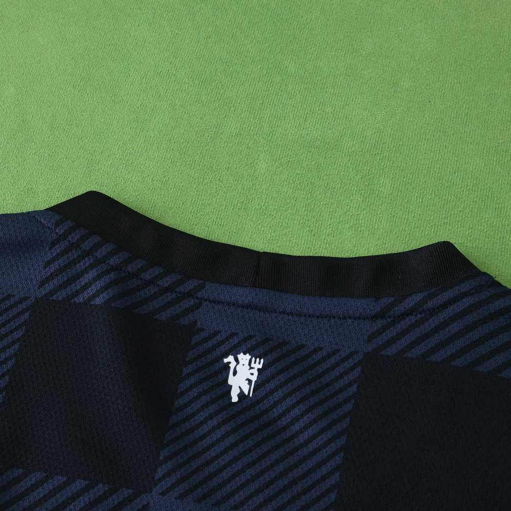 1314 Manchester United F.C. away retro Kids kit