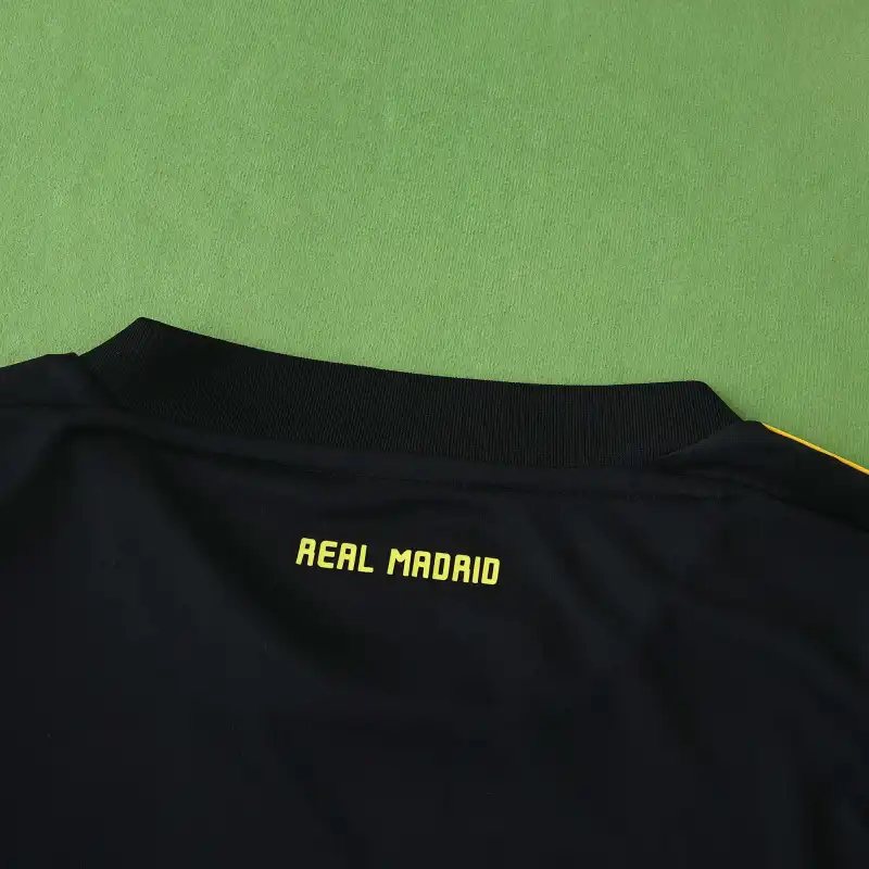 1112 Real Madrid CF goalkeeper retro Kids kit