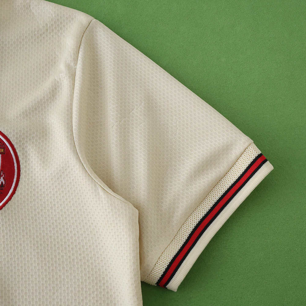 9697 Liverpool F.C. away retro Kids kit