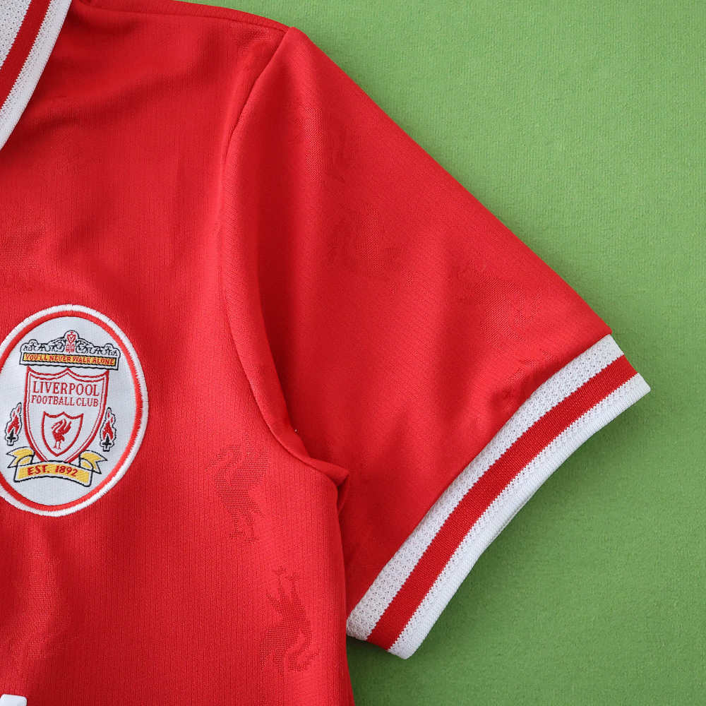 9697 Liverpool F.C. home retro Kids kit