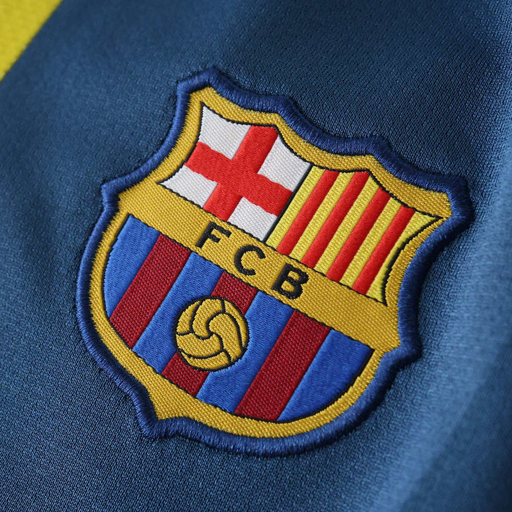 0809 FC Barcelona / Barça away retro Kids kit