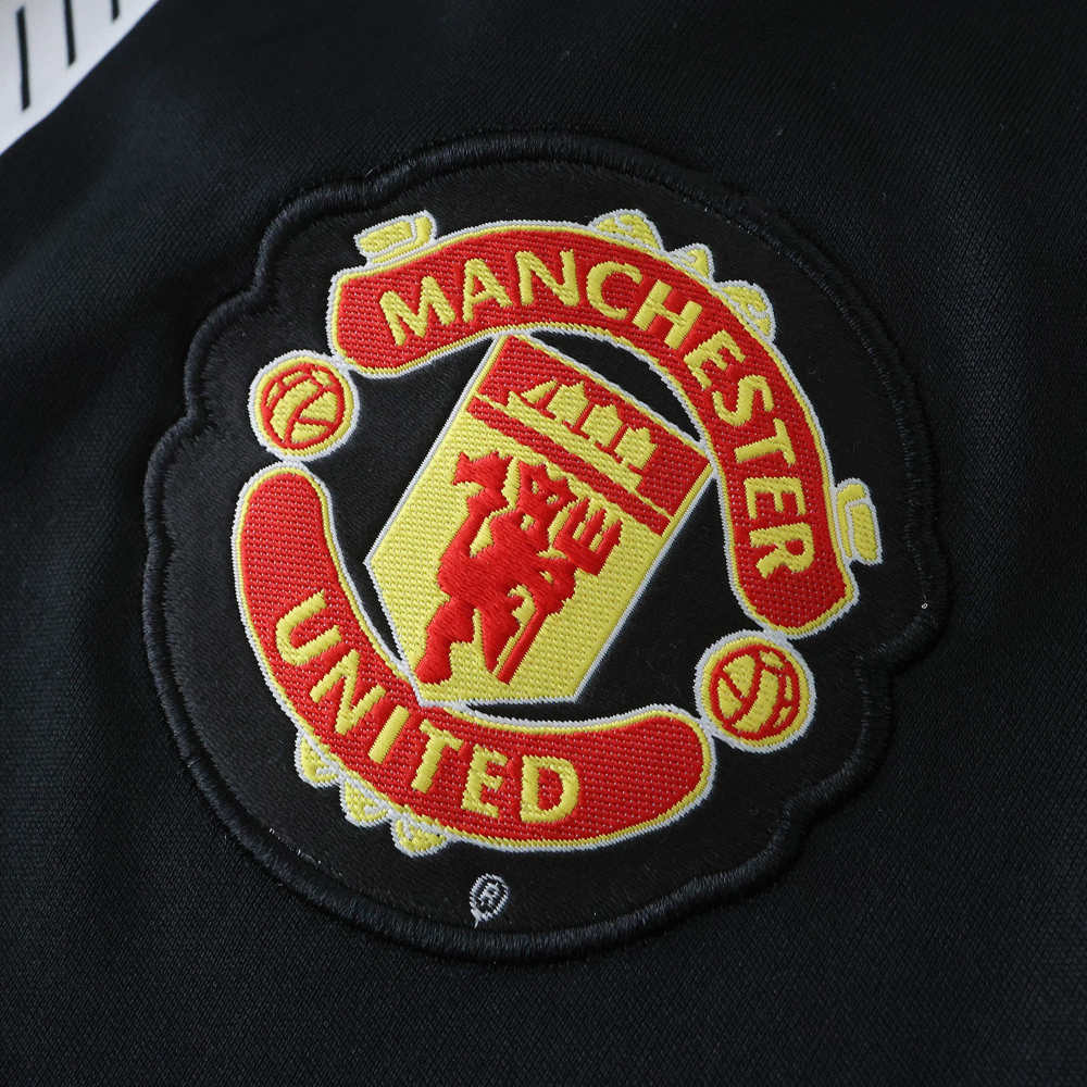 1112 Manchester United F.C. away retro Kids kit