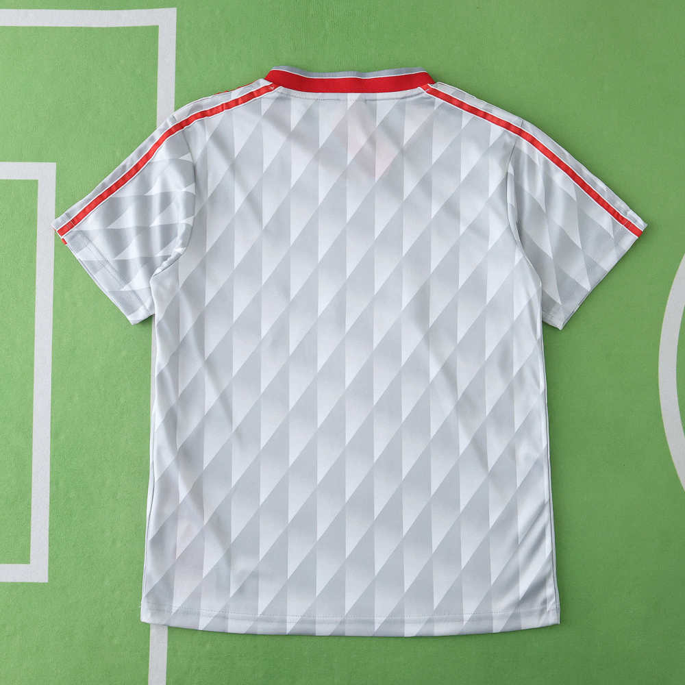 8991 Liverpool F.C. away retro Kids kit