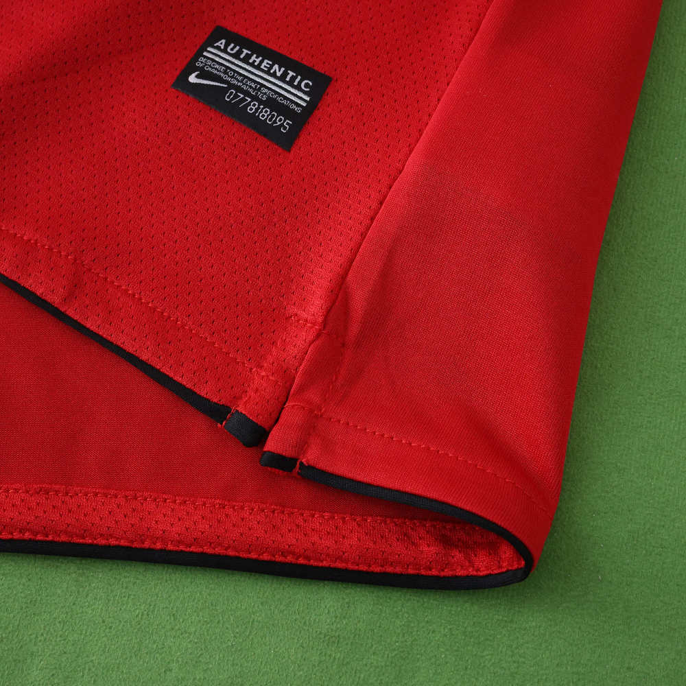 1011 Manchester United F.C. home retro Kids kit
