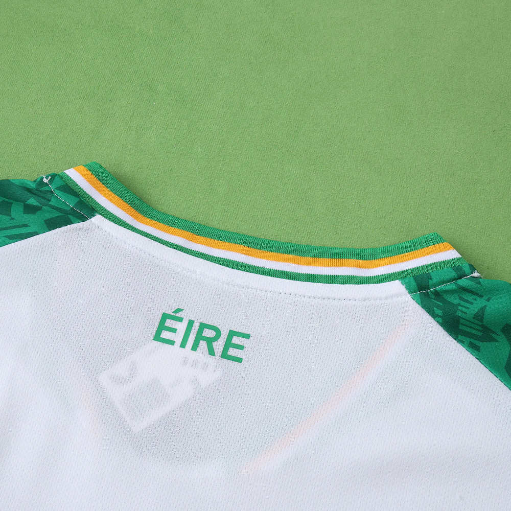 2526 season Ireland away Fan version