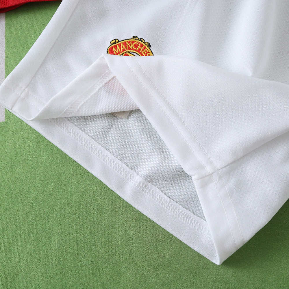 0506 season Manchester United F.C. home Kids kit
