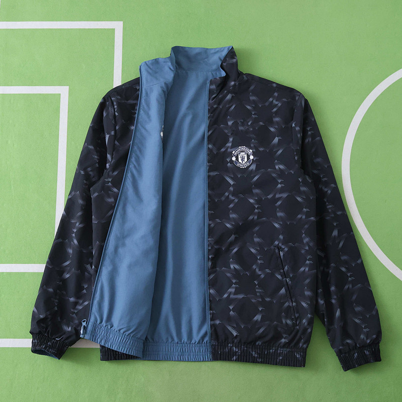 2425 Manchester United F.C. Wear on both sides windbreaker