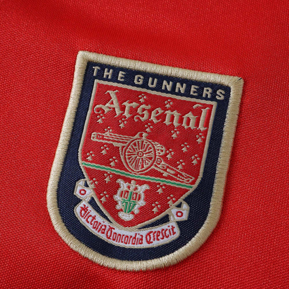 1998 season Arsenal F.C. home Kids kit