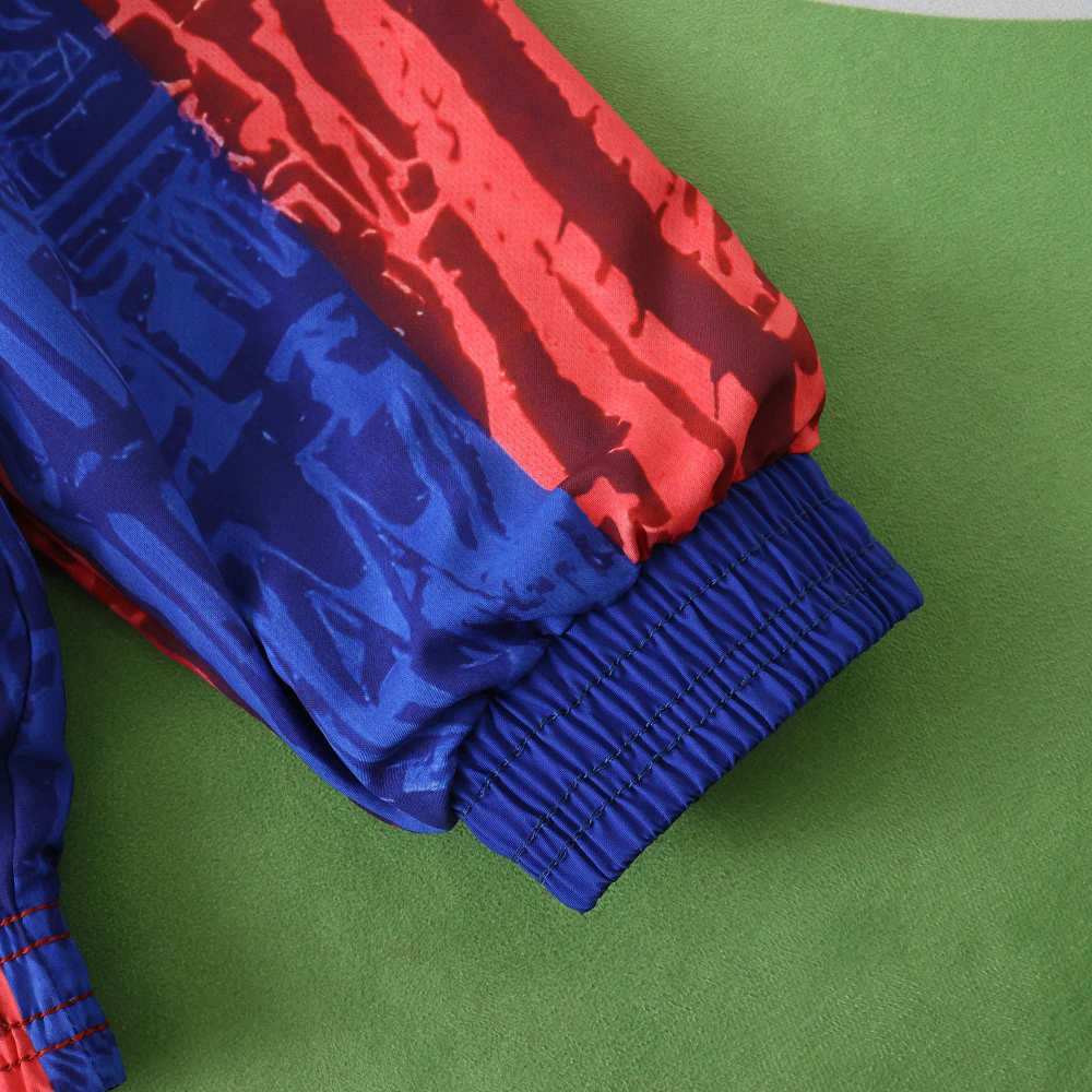 2425 FC Barcelona / Barça Wear on both sides windbreaker