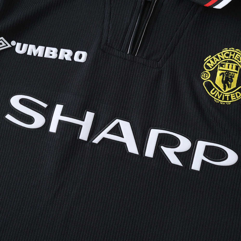 9899 season Manchester United F.C. away Kids kit